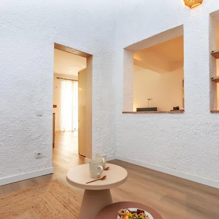 Apartment Edificio Candela-1 By Interhome