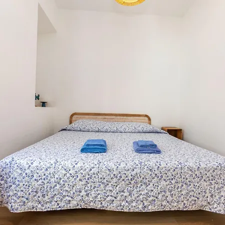 Edificio Candela-1 By Interhome *